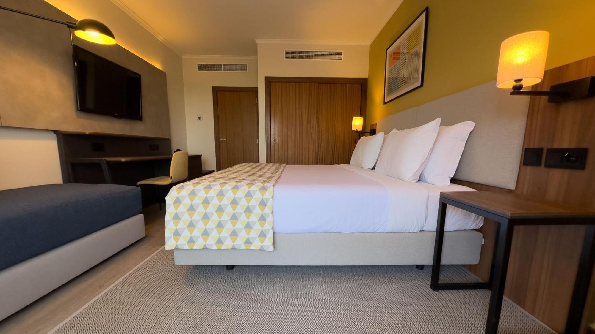 Holiday Inn Algarve Albufeira By Ihg Екстериор снимка