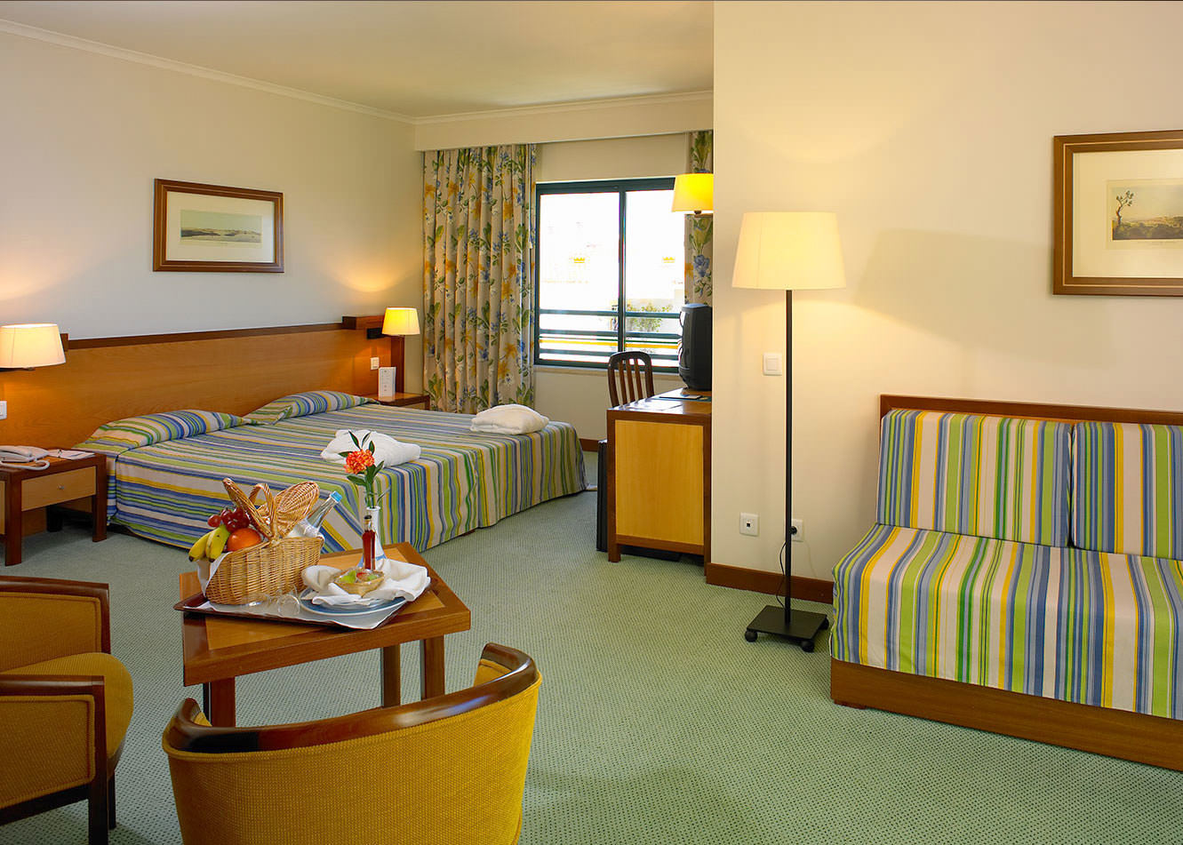 Holiday Inn Algarve Albufeira By Ihg Стая снимка